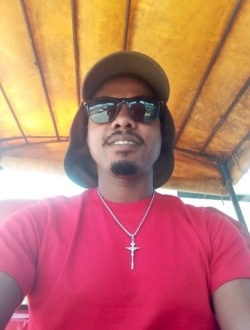 Elysé's profile, a single 32-year-old a man in Toamasina