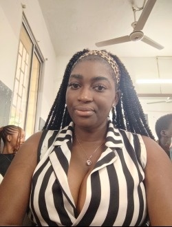 Myniem's profile, a single 24-year-old a woman in Douala