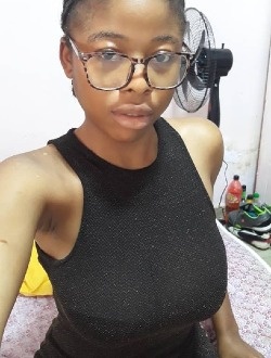 Blanche's profile, a single 22-year-old a woman in Yaoundé