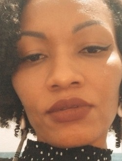 Atta's profile, a single 45-year-old a woman in Abidjan