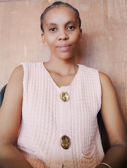 Elodie's profile, a single 32-year-old a woman in Alarobia-Antanamalaza