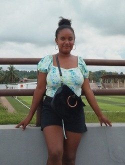 Anadine's profile, a single 25-year-old a woman in Alarobia-Antanamalaza