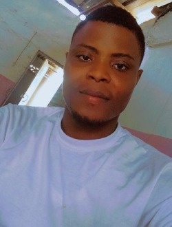 Franck's profile, a single 32-year-old a man in Abi