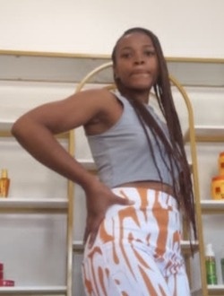 Mauricienne's profile, a single 25-year-old a woman in Antsiranana
