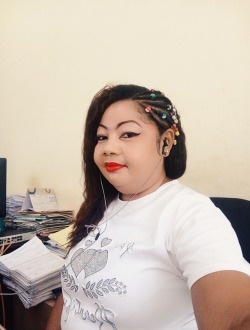 Rosia's profile, a single 41-year-old a woman in Toliara