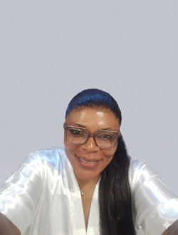Dora's profile, a single 41-year-old a woman in Douala