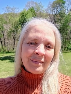 Bren's profile, a single 61-year-old a woman in Princeton