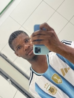 Ulrich's profile, a single 28-year-old a man in Abidjan