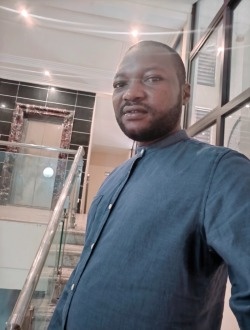 Olsene's profile, a single 36-year-old a man in Libreville