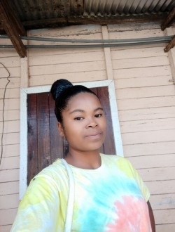 Eliane's profile, a single 21-year-old a woman in Toamasina