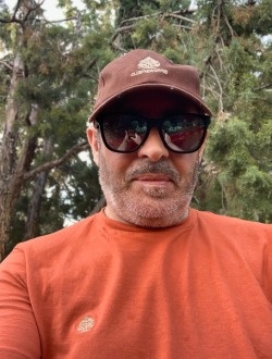 Tony's profile, a single 63-year-old a man in Toledo