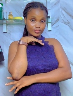 Bénédicte's profile, a single 28-year-old a woman in Cotonou