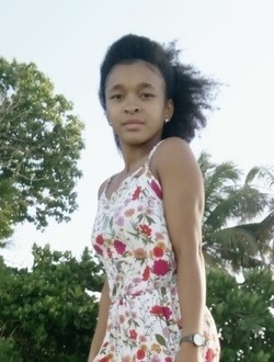 Elinah's profile, a single 23-year-old a woman in Antalaha
