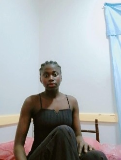Dina's profile, a single 22-year-old a woman in Meknès