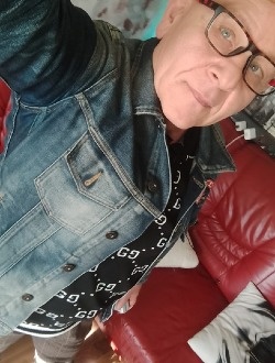 profile picture 0