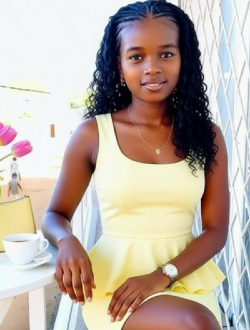 Angelta's profile, a single 22-year-old a woman in Antalaha