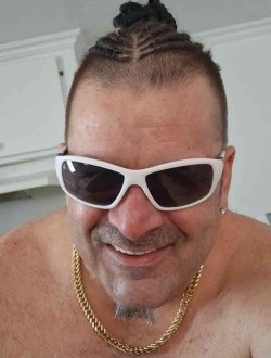 Gaetan's profile, a single 55-year-old a man in Chandler