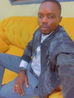 Ismaël's profile, a single 36-year-old a man in Lomé