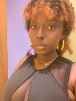 Dorcas's profile, a single 33-year-old a woman in 'Açaçda