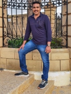 John's profile, a single 33-year-old a man in Kalkara