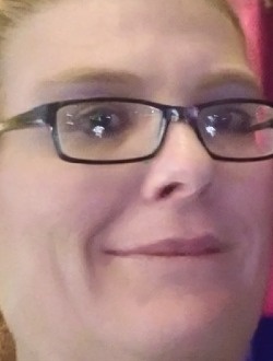 Jen's profile, a single 45-year-old a woman in Tucson