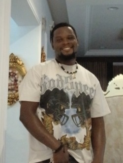 Tosin's profile, a single 28-year-old a man in Abbey Hill