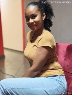 Francella's profile, a single 25-year-old a woman in Moroni