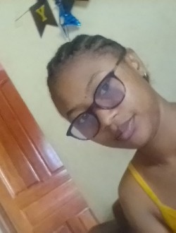 Martinah's profile, a single 20-year-old a woman in Antananarivo