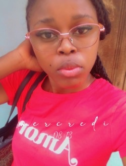 Mabel's profile, a single 26-year-old a woman in Yaoundé