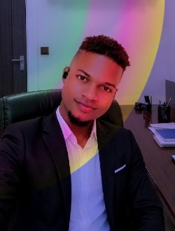 Michel's profile, a single 25-year-old a man in Itali