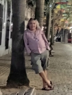 Rebeh's profile, a single 64-year-old a man in Montevideo