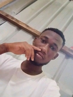 Didier's profile, a single 28-year-old a man in Lomé