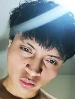 Mateo's profile, a single 20-year-old a man in Quito