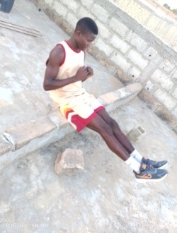 Dims's profile, a single 20-year-old a man in Saint-Louis