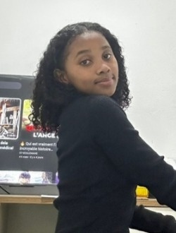 Arlette's profile, a single 18-year-old a woman in Toamasina