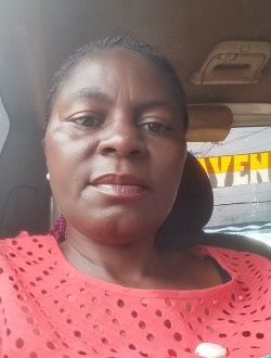 Natacha's profile, a single 42-year-old a woman in Yaoundé