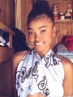 Doxie's profile, a single 25-year-old a woman in Toamasina