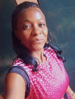 Deborah's profile, a single 42-year-old a woman in Douala