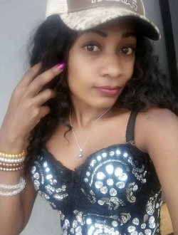 Chaynah's profile, a single 33-year-old a woman in 67 Ha