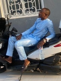 Tra's profile, a single 28-year-old a man in Thiès Nones