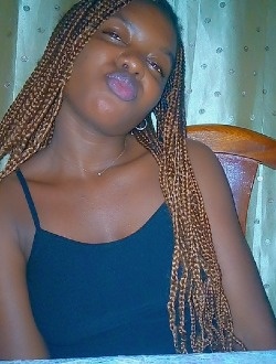 Alex's profile, a single 24-year-old a woman in Douala