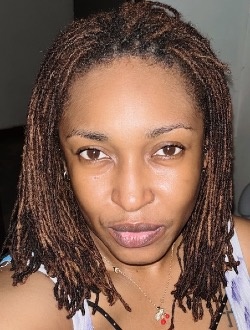 Stéphanie's profile, a single 38-year-old a woman in Douala