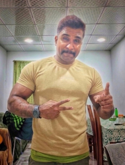 Madhuranga Fernando's profile, a single 36-year-old a man in Kalutara