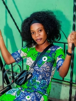 Rebecca's profile, a single 23-year-old a woman in Brazzaville