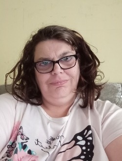 Kim's profile, a single 49-year-old a woman in Doncaster
