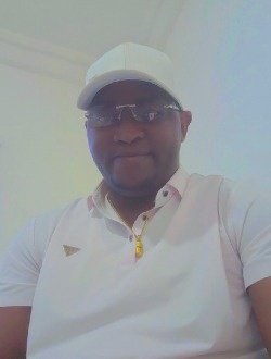 Rodrigue's profile, a single 37-year-old a man in Libreville