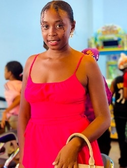 Tina's profile, a single 27-year-old a woman in Toamasina