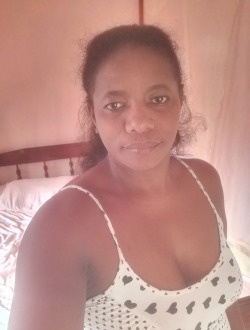 Beltrice's profile, a single 40-year-old a woman in Antalaha