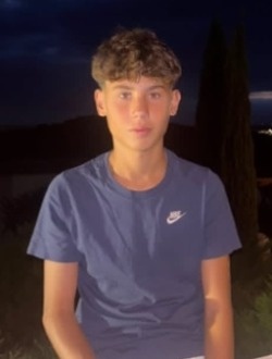 Perfil de Roc, un hombre soltero(a) de 18 años en Girona