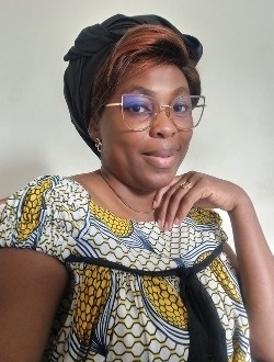 Kristine's profile, a single 42-year-old a woman in Douala